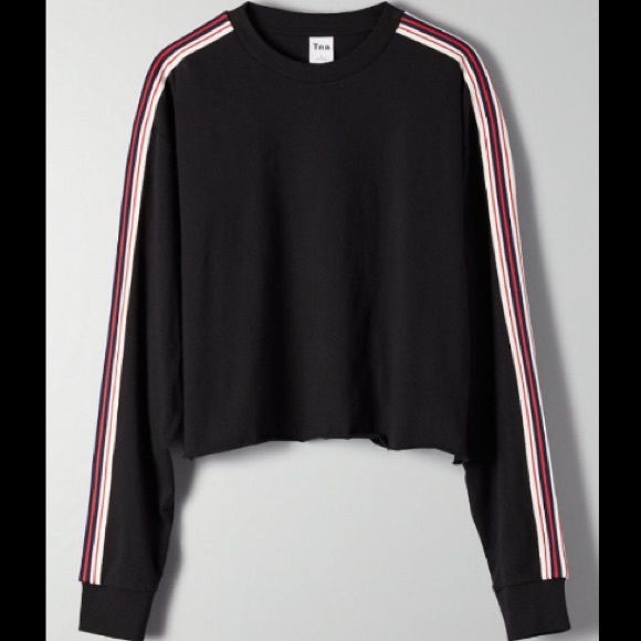 Aritzia (TNA) black "agden" tee - Picture 3 of 3